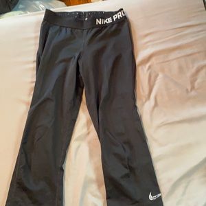 nike pro 3/4 length leggings